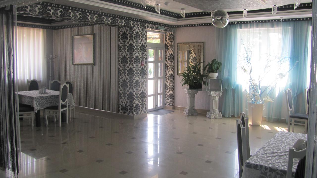 Mini Hotel Leon Lalovo ภายนอก รูปภาพ